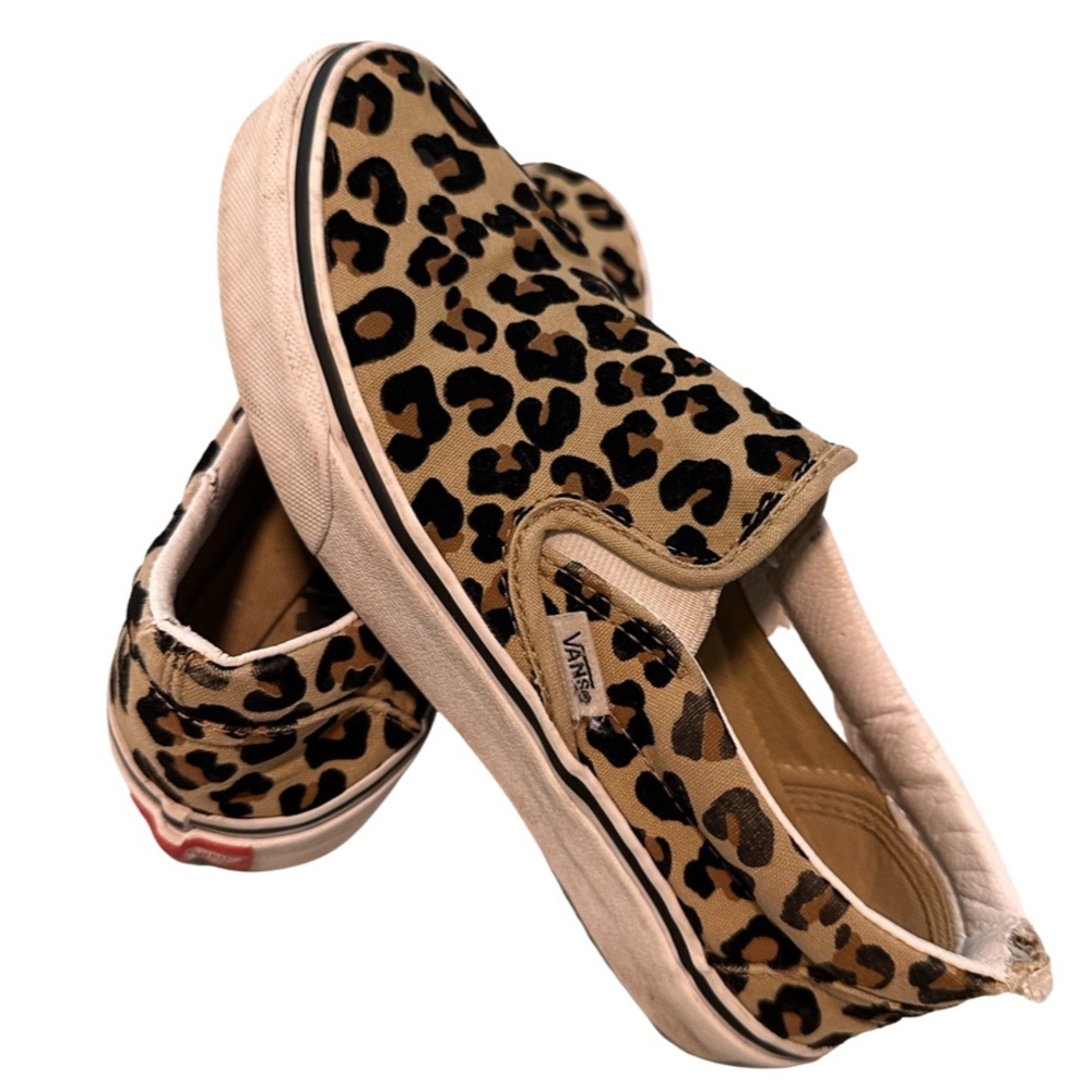 Pre Loved💗 Women’s Leopard Vans Size 7!